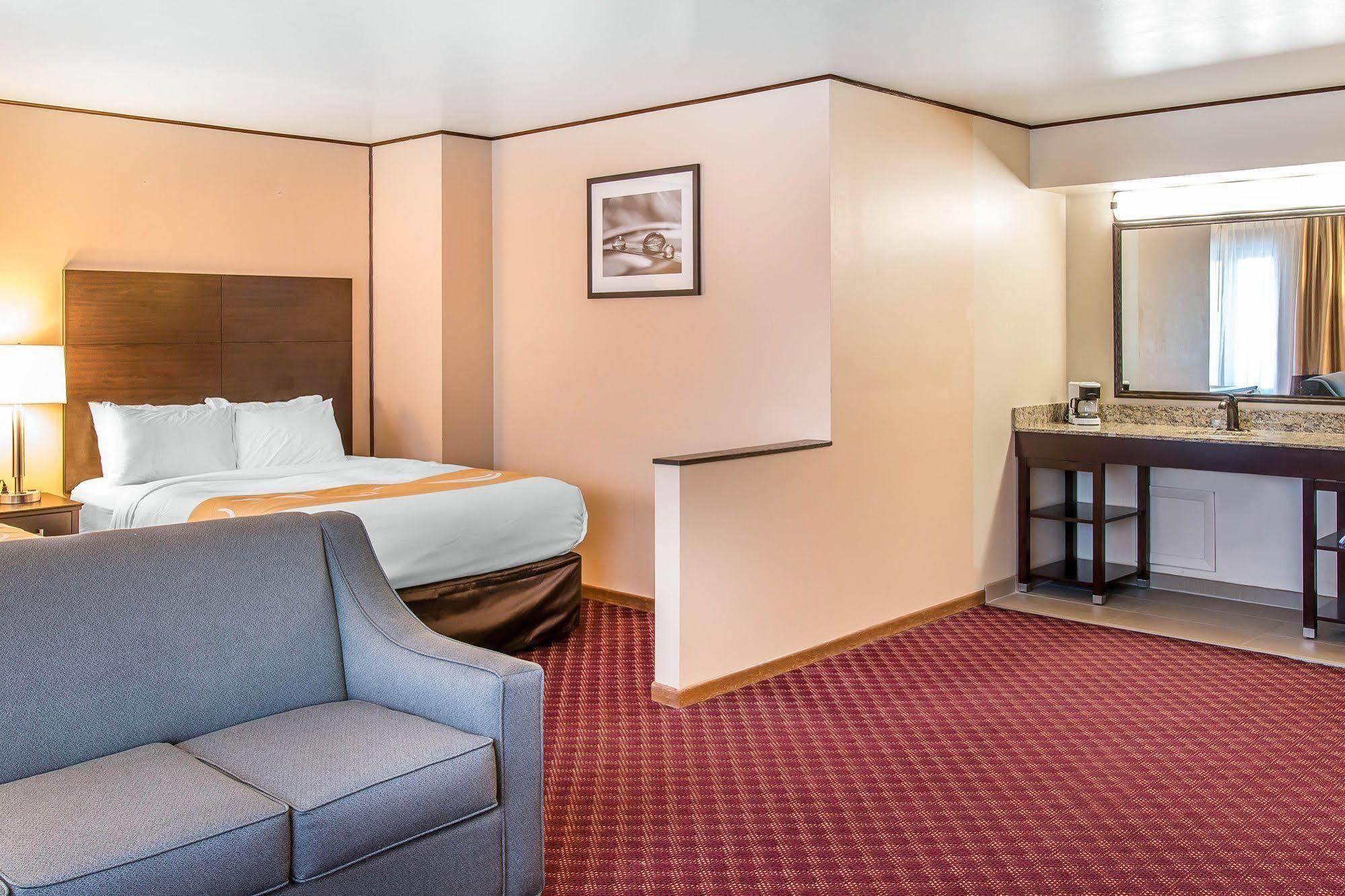הוטון Quality Inn & Suites מראה חיצוני תמונה